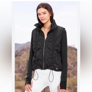 Alo yoga cool breaker jacket